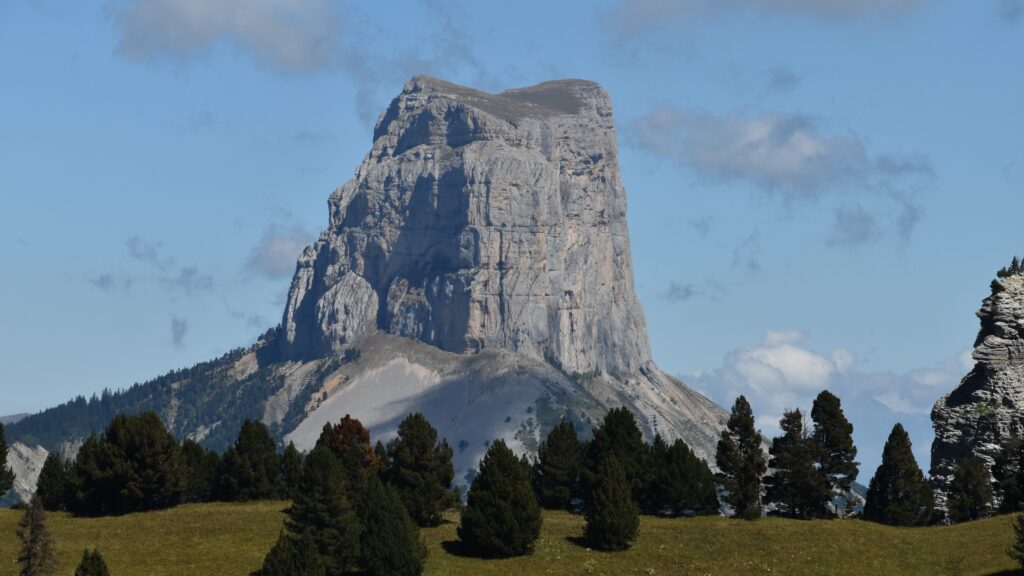 Mont Aiguille dans le massif du Vercors