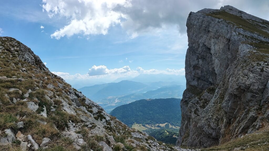 Vue depuis le col des 2 soeurs