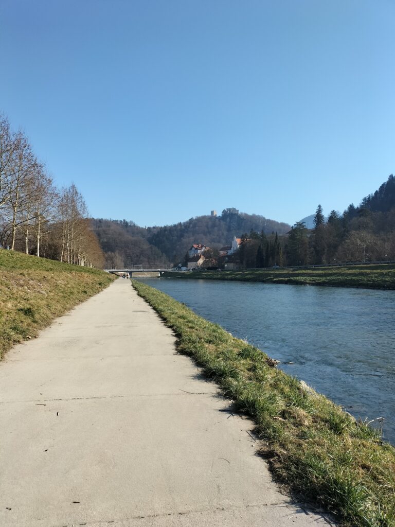 Promenade le long de la Savinja à Celje