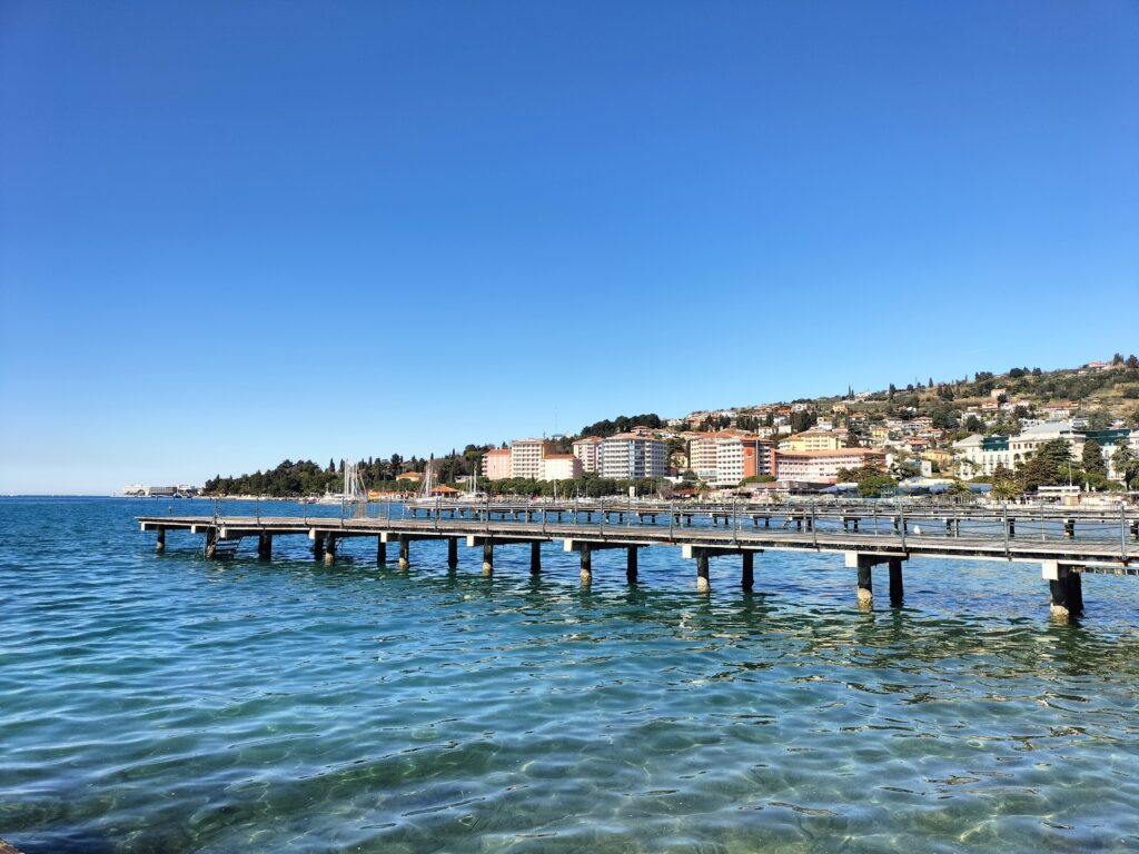 Vue sur la ville de Portoroz, Slovénie