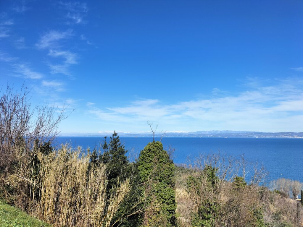 Vue sur la mer depuis Izola