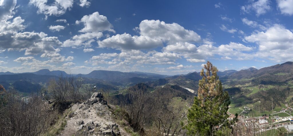 Pot na Hum, Lasko, Slovénie