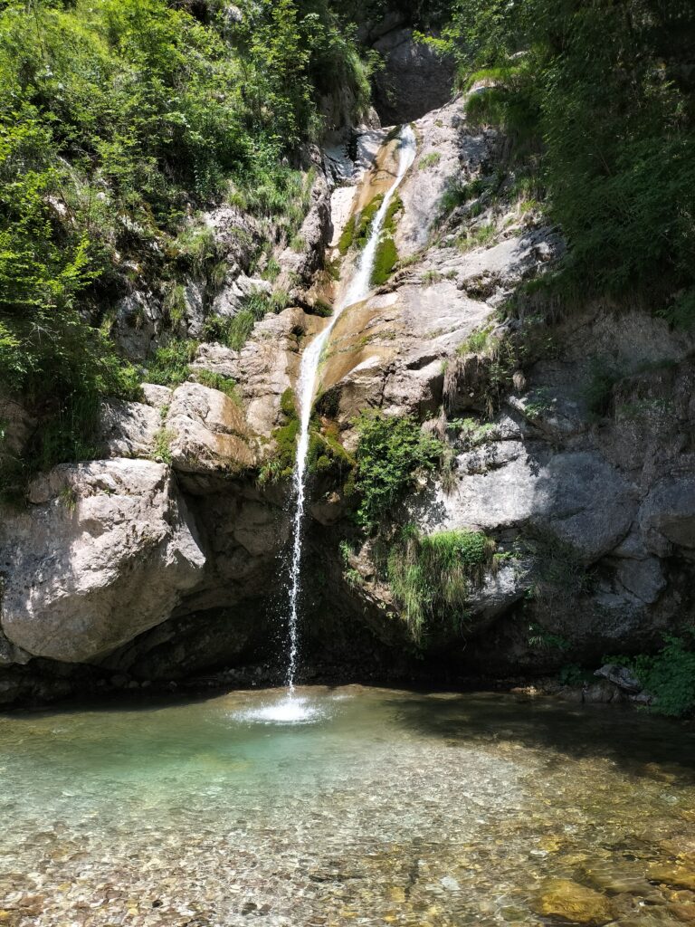 Dreznica, Slap Sopota et Slap Krampez
