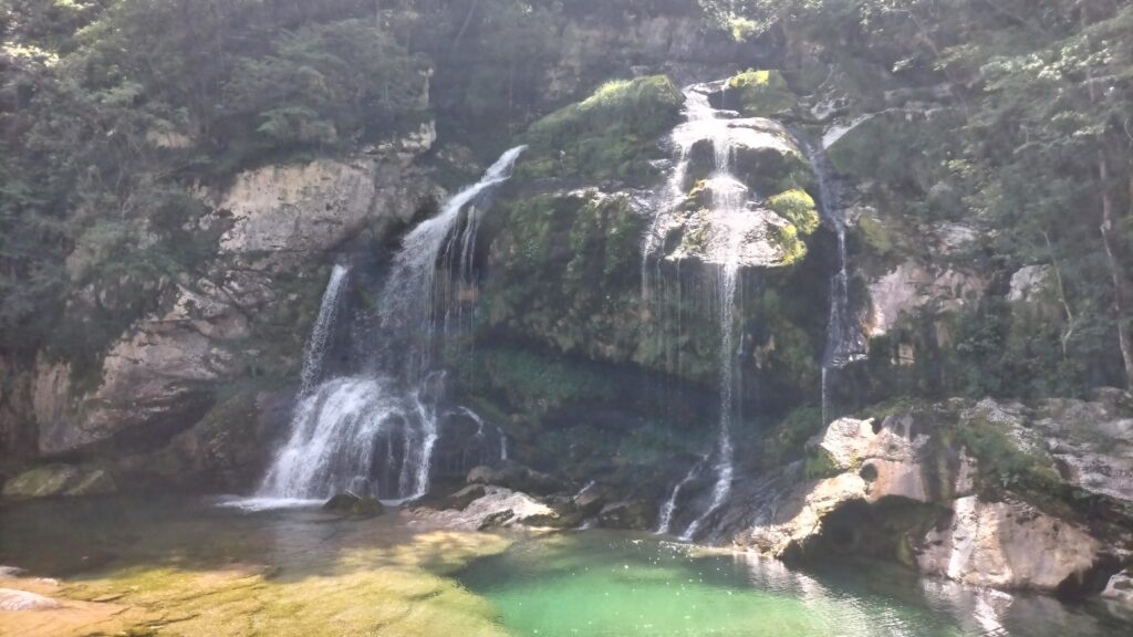 Cascade Virje