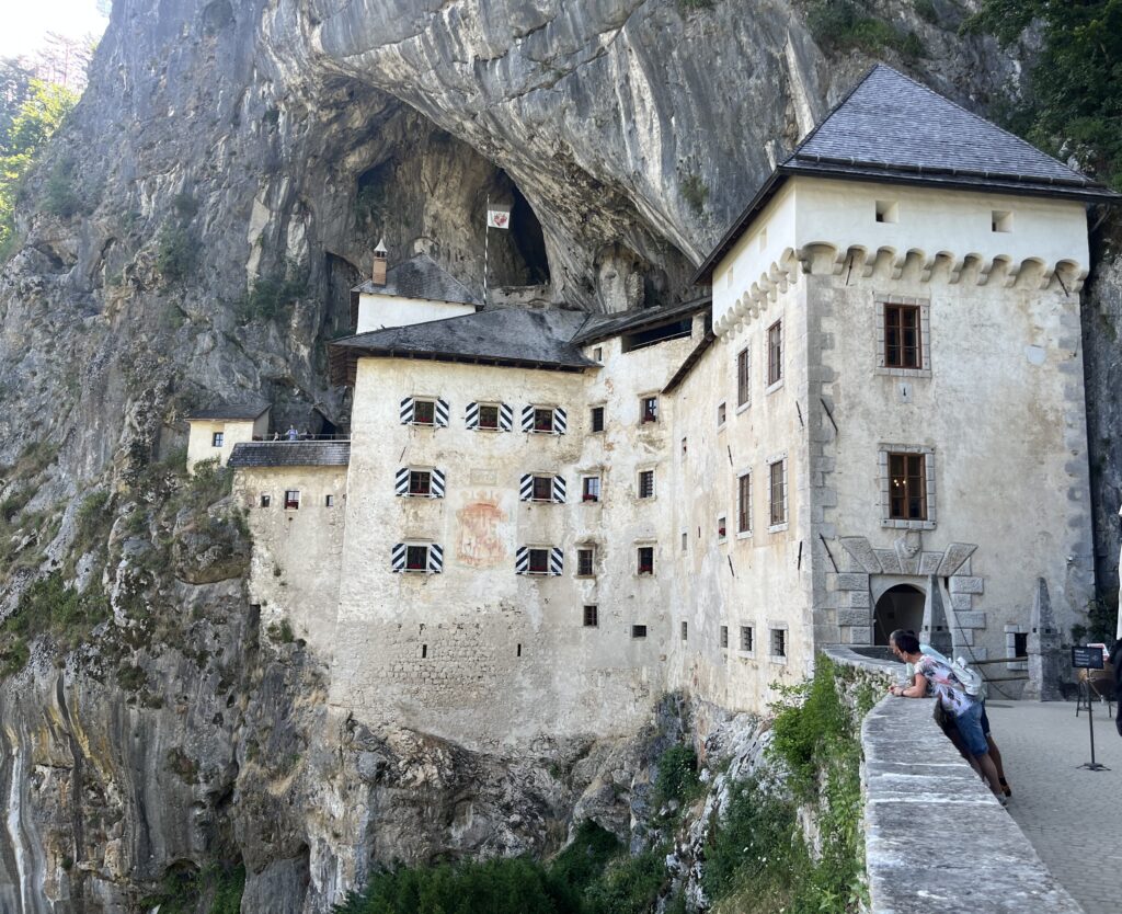 Predjama Castel