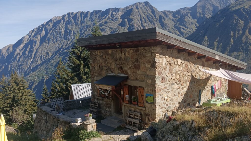 Refuge de l'Alpe du Pin
