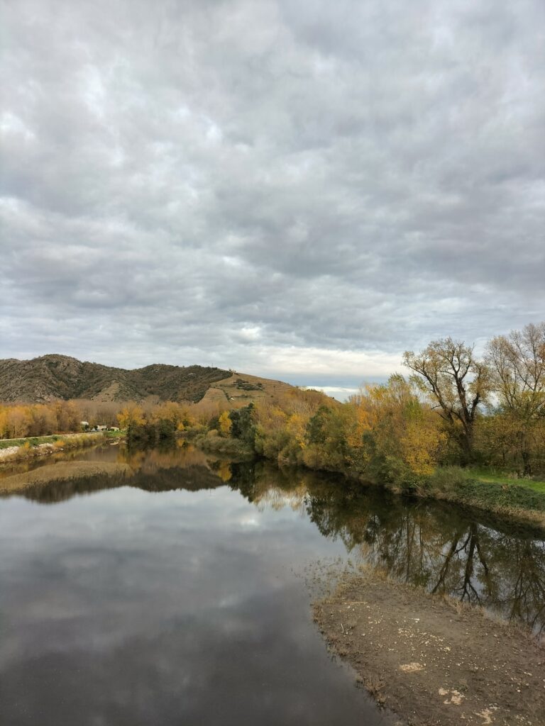 Etape de la Via Rhôna entre Tournon-sur-Rhône et Saint-Rambert-d'Albon