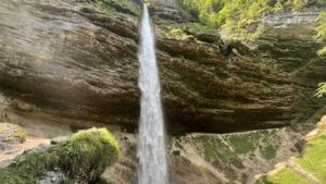 Slap Pericnik (cascade Pericnik), Alpes Juliennes, Slovénie